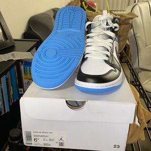 Jordan 1 mid brand new